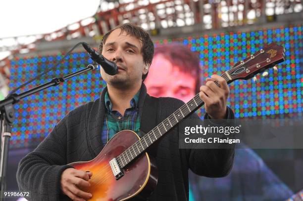 Musician Daniel Rossen of Grizzly Bear performs during Day 2 of the 2009 Treasure Island Music Festival on October 18, 2009 in San Francisco,...