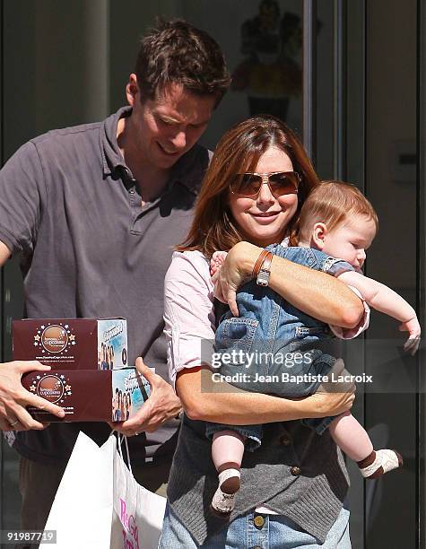 Alyson Hannigan, Satyana Denisof and Alexis Denisof sighting in Beverly Hills on October 18, 2009 in Los Angeles, California.