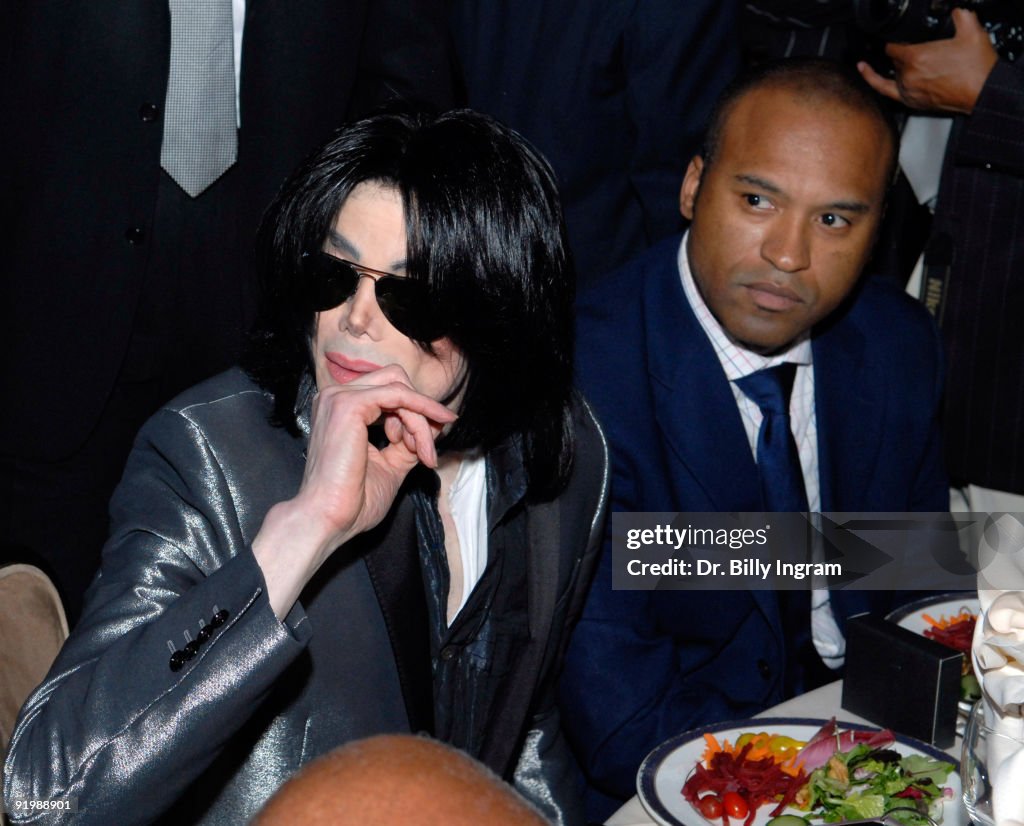 Michael Jackson Attends Jesse Jackson's 65th Birthday Party