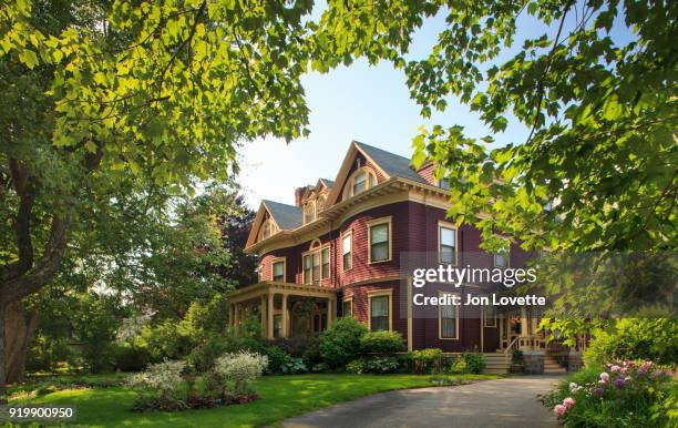 victorian home surrounded by gardens - victorian style bildbanksfoton och bilder