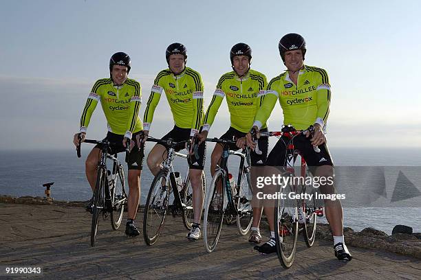 Jerone Walters, Steve Golla, Phil Sykes and James Cracknell at the start of the Land's End to John O'Groats record attempt on October 16, 2009 in...