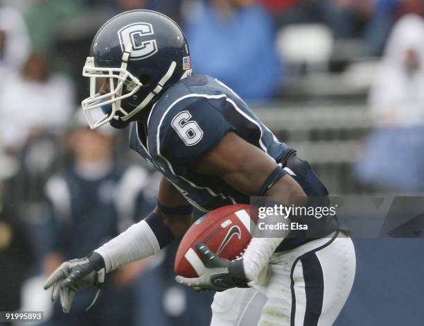 Jasper Howard of the Connecticut Huskies returns a punt against the North Carolinia Tar Heels on September 12, 2009 at Rentschler Field in East...