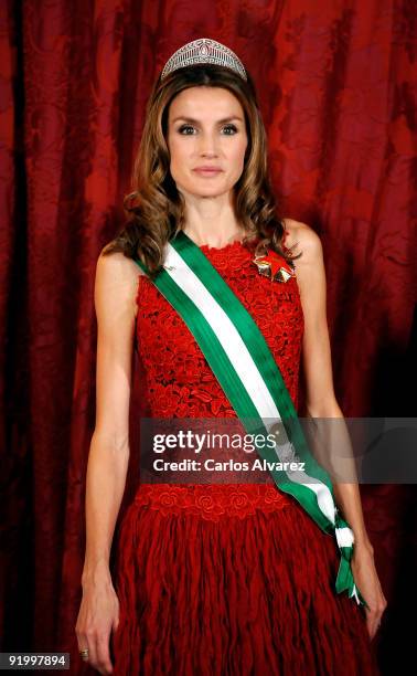 Princess Letizia of Spain attends a Gala Dinner honouring Lebanon President Michel Suleiman at the Royal Palace on October 19, 2009 in Madrid, Spain.