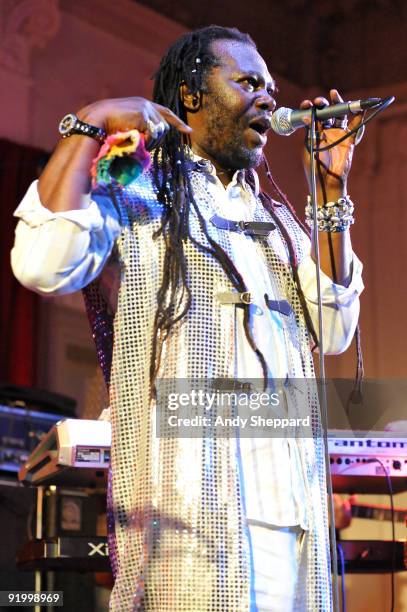 Levi Roots Wraps 16 Levi Roots Performs At Bush Hall In London Stock Photos, High-Res ...