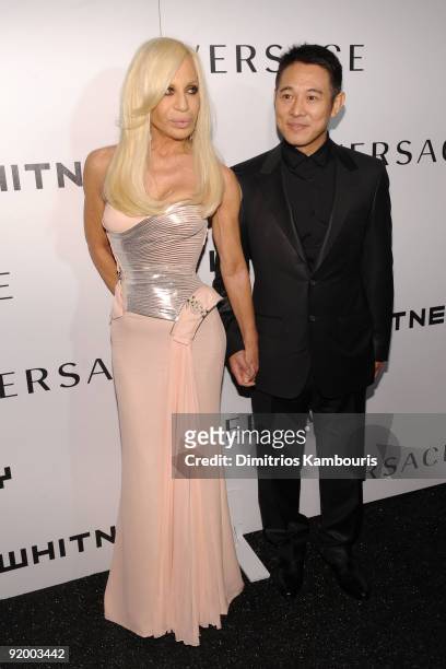 Designer Donatella Versace and actor Jet Li attend the 2009 Whitney Museum Gala at The Whitney Museum of American Art on October 19, 2009 in New York...
