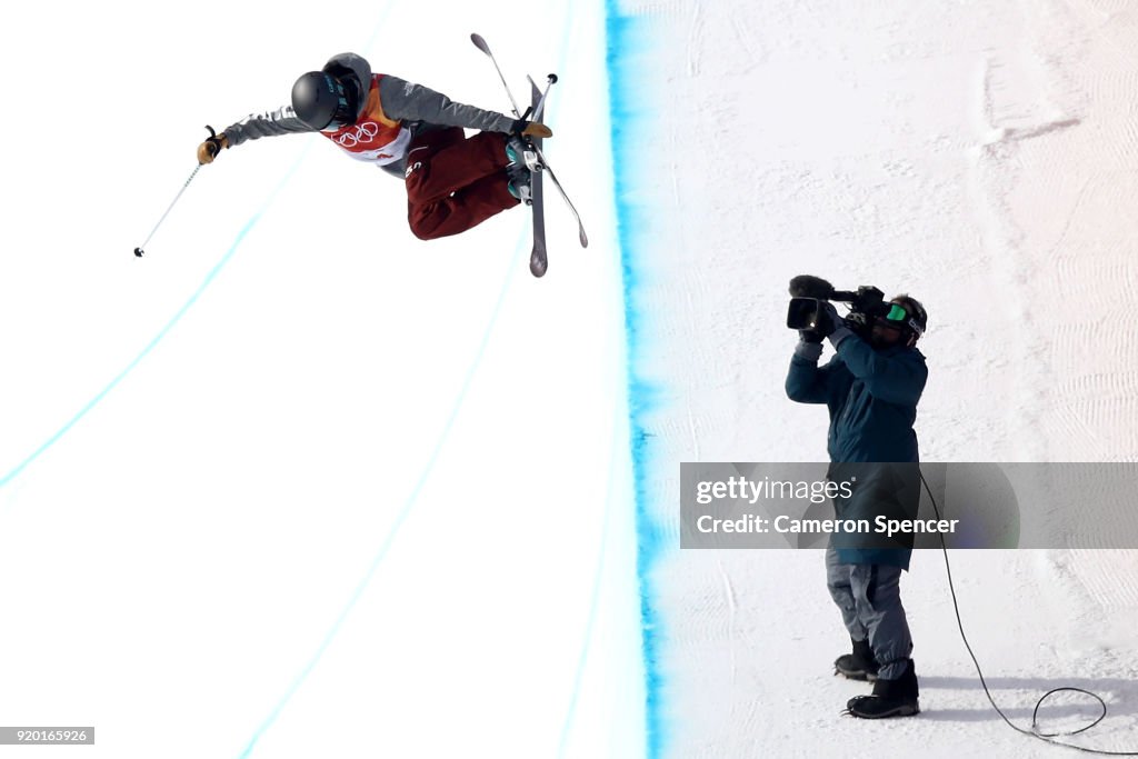 Freestyle Skiing - Winter Olympics Day 10