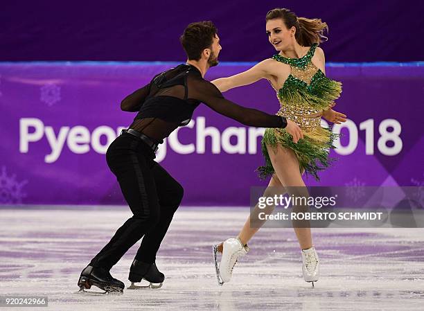 France's Gabriella Papadakis and France's Guillaume Cizeron compete in the ice dance short dance of the figure skating event during the Pyeongchang...