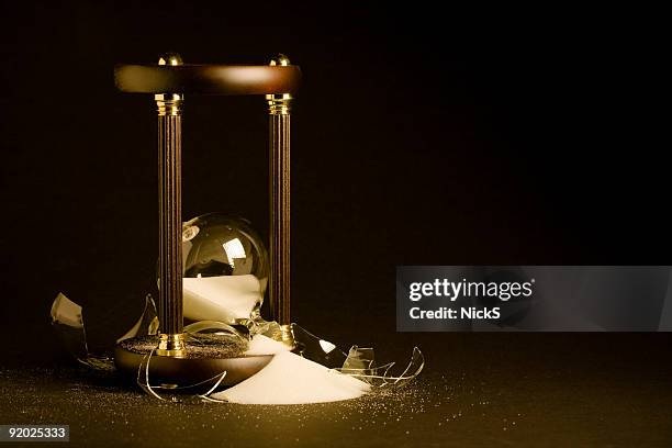 broken time - clock shatter stock pictures, royalty-free photos & images