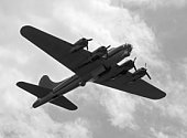 Black and white picture of old bomber plane