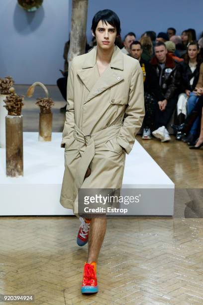 Model walks the runway at the JW Anderson show during London Fashion Week February 2018 at University of Westminster on February 16, 2018 in London,...