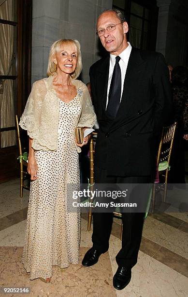 Diane Dunne and Patrick Verelsd attend The Autumn Dinner at The Frick Collection on October 19, 2009 in New York City.
