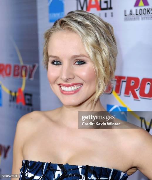 Actress Kristen Bell arrives at the premiere of Summit Entertainment and Imagi Studios' "Astro Boy" at the Chinese Theater on October 19, 2009 in Los...