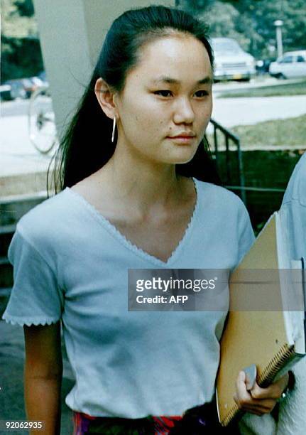 Soon-Yi Previn, adopted daughter of actress Mia Farrow and composer Andre Previn, returns to class at Rider College 25 August 1992 in New Jersey....