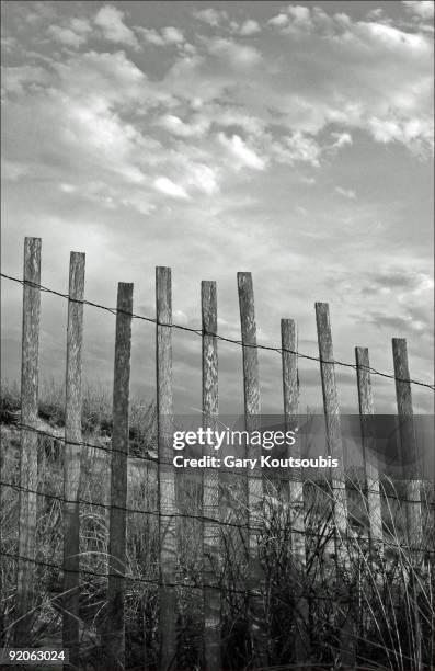 fence at jones beach state park. new york - jones beach state park stock pictures, royalty-free photos & images