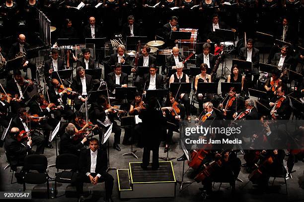 Beauty Arts Opera and Orquestra play Carmina Burana, directed by Ramon Shade, at Juarez Theater during the Cervantino International Festival 2009 on...