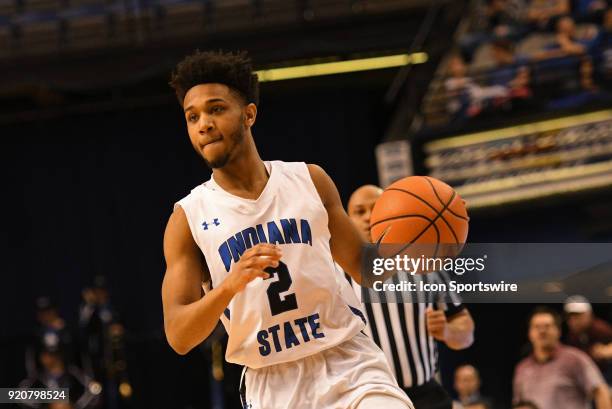 Indiana State Sycamores guard Jordan Barnes brings the ball up the court during the Missouri Valley Conference college basketball game between the...