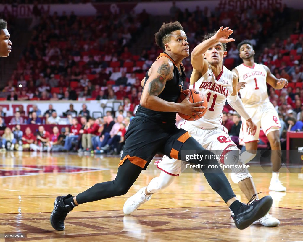 COLLEGE BASKETBALL: FEB 17 Texas at Oklahoma