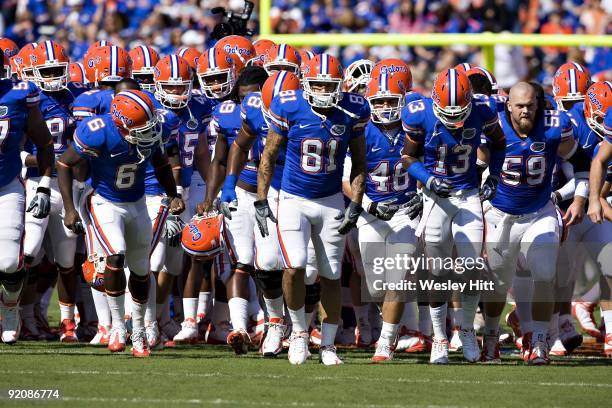 The Florida Gators head to the locker room before a game against the Arkansas Razorbacks at Ben Hill Griffin Stadium on October 17, 2009 in...