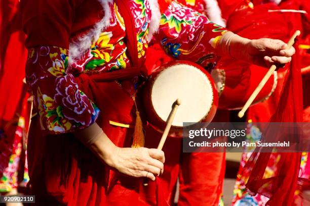 close-up of woman playing chinese waist drums - los angeles events ストックフォトと画像