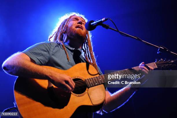 Newton Faulkner performs on stage at Shepherds Bush Empire on October 20, 2009 in London, England.