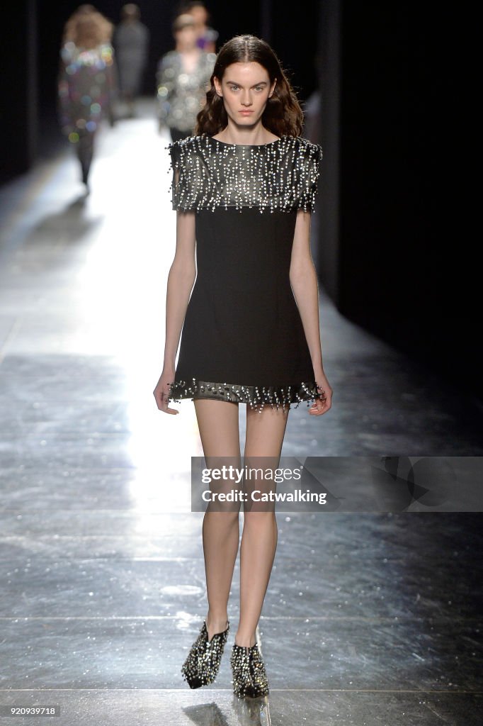 Christopher Kane - Runway RTW - Fall 2018 - London Fashion Week