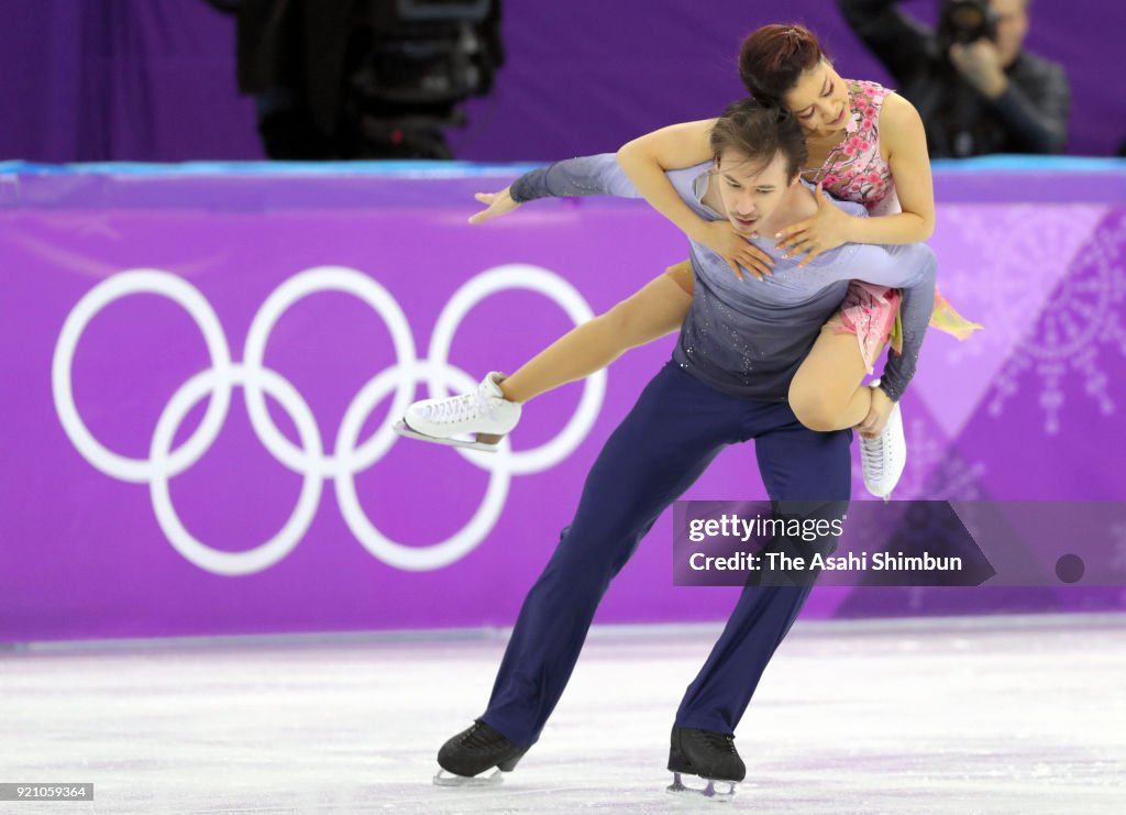 Figure Skating - Winter Olympics Day 11