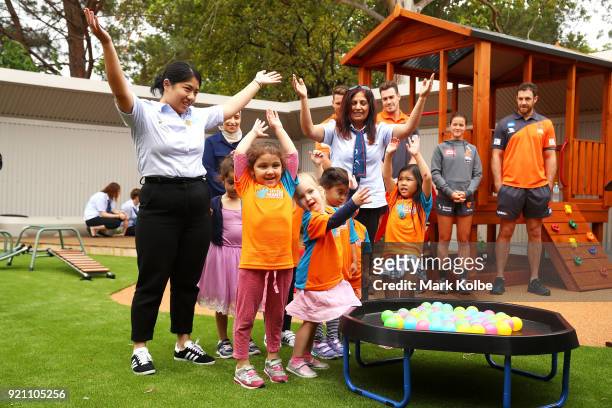 Children give a welcome to country before a Greater Western Sydney Giants AFL media opportunity to launch their ÔLittle GIANTSÔ early education...