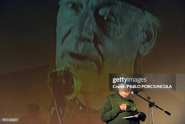 Uruguayan writer Eduardo Galeano speaks during the closing march to support the referendum to abolish an amnesty law for those involved in crimes...