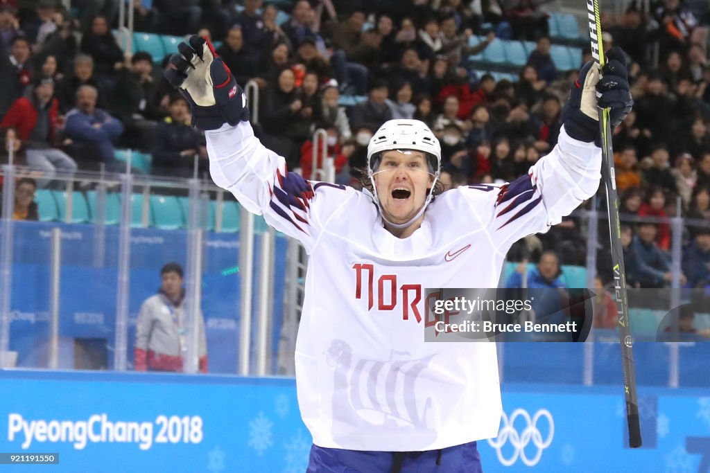 Ice Hockey - Winter Olympics Day 11
