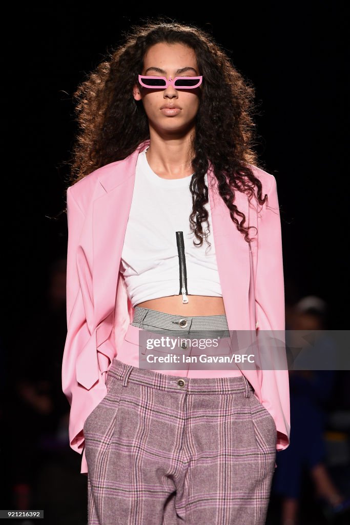 Natasha Zinko - Runway - LFW February 2018
