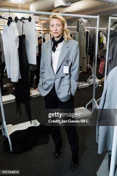 Model backstage ahead of the Natasha Zinko show during London Fashion Week February 2018 at The Queen Elizabeth II Conference Centre on February 20,...