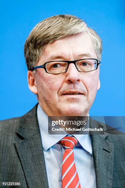 Hans-Peter Bartels, SPD, Bundestag-appointed Commissioner for the Bundeswehr, presents his report for 2017 at federal press conference on February...