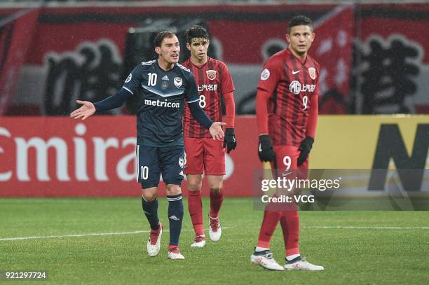 James Troisi of Melbourne Victory in action during the 2018 AFC Champions League Group F match between Shanghai SIPG and Melbourne Victory at...