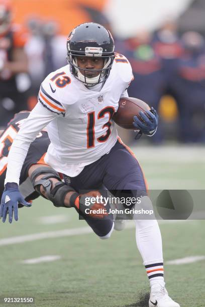 Kendall Wright of the Chicago Bears runs the football upfield during the game against the Cincinnati Bengals at Paul Brown Stadium on December 10,...