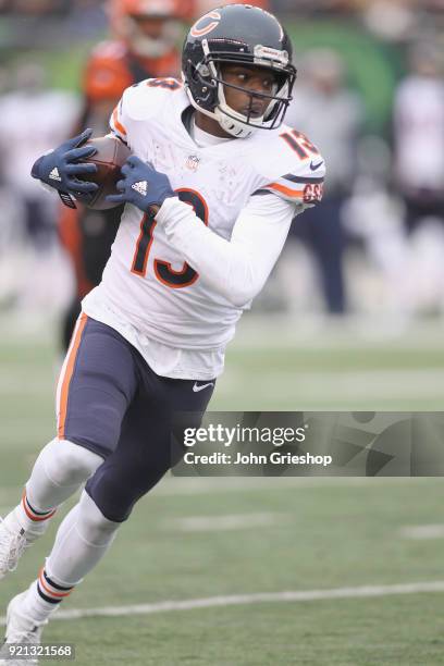 Kendall Wright of the Chicago Bears runs the football upfield during the game against the Cincinnati Bengals at Paul Brown Stadium on December 10,...