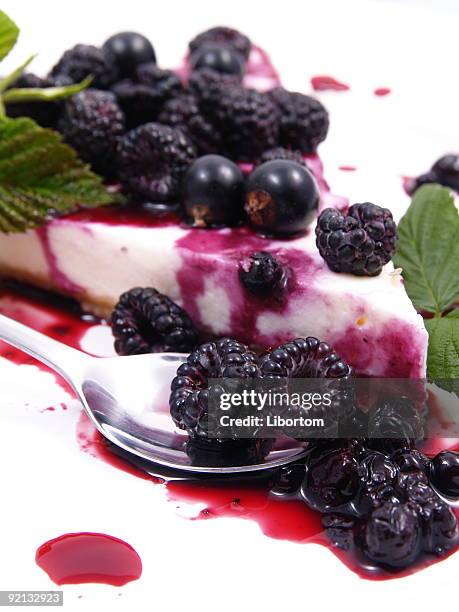 cheesecake with blueberry and blackberry - blackberry fruit on white stock pictures, royalty-free photos & images