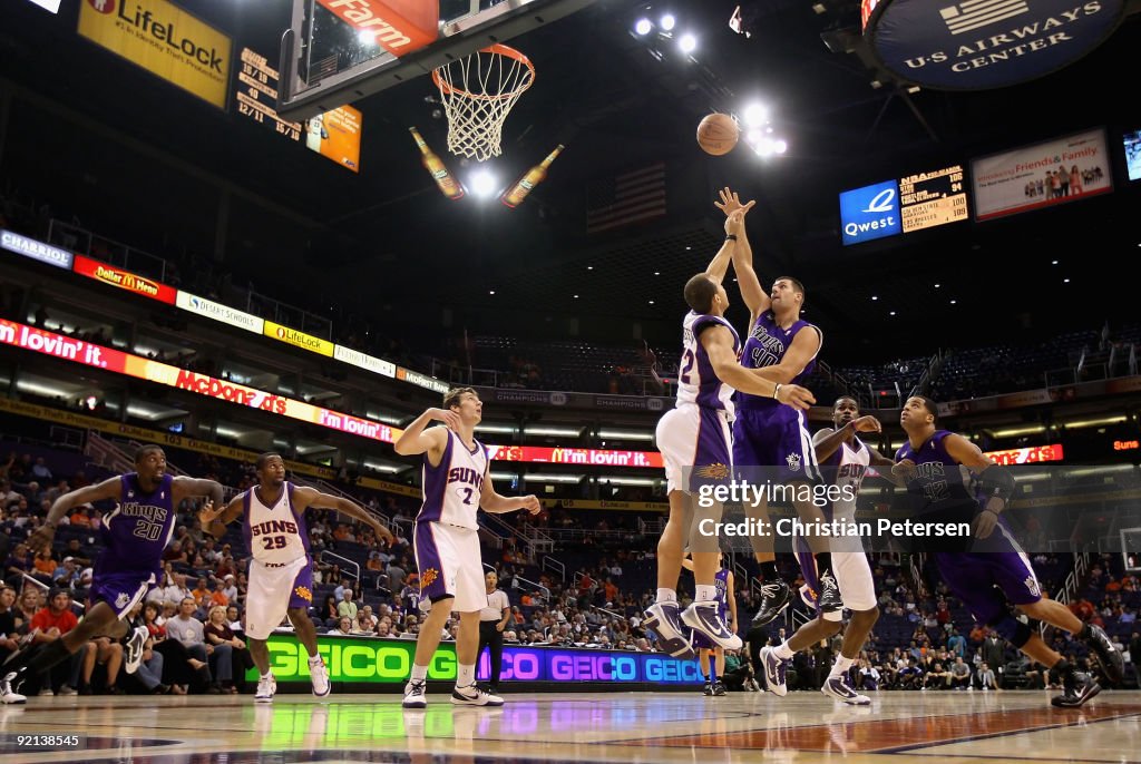 Sacramento Kings v Phoenix Suns