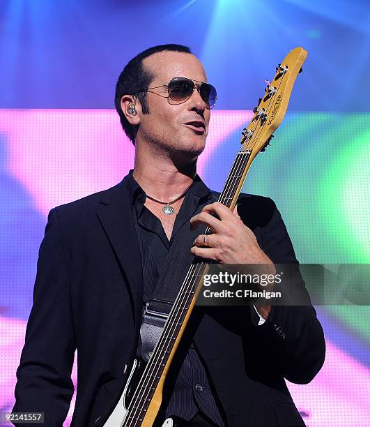 Bassist Robert DeLeo of Stone Temple Pilots performs live at The Fox Theatre on October 20, 2009 in Oakland, California.