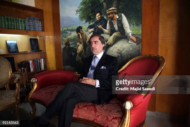 Afghanistan presidential election candidate Abdullah Abdullah gestures as he addresses a press conference at his residence on October 21, 2009 in...