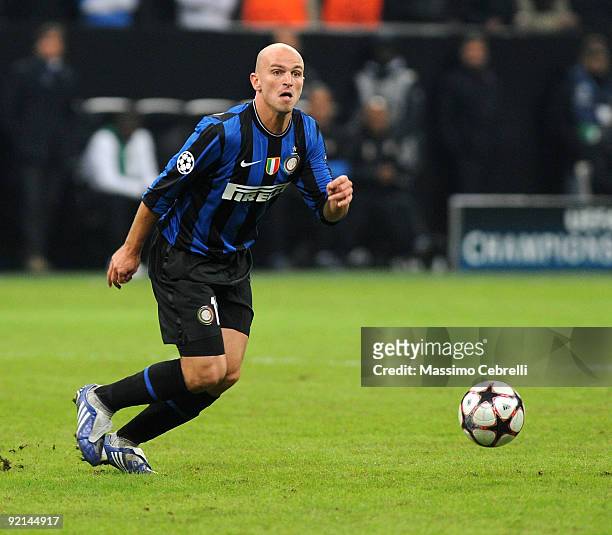 Esteban Matias Cambiasso of FC Inter Milan in actionduring the UEFA Champions League matchday 3 Group F match between FC Inter Milan and FC Dynamo...