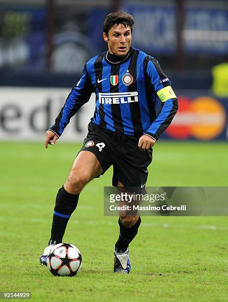 Javier Zanetti of FC Inter Milan in actionduring the UEFA Champions League matchday 3 Group F match between FC Inter Milan and FC Dynamo Kyiv at...