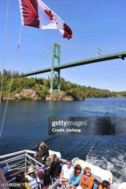 rio são lourenço e as ilhas de mil - kingston ontario - fotografias e filmes do acervo