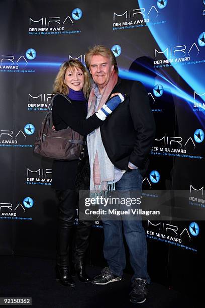 Howard Carpendale and Donnice Pierce attend the Mira Award ceremony on October 21, 2009 in Munich, Germany.