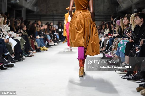 Models walk the runway for the Isa Arfen show during London Fashion Week February 2018 on February 20, 2018 in London, England.