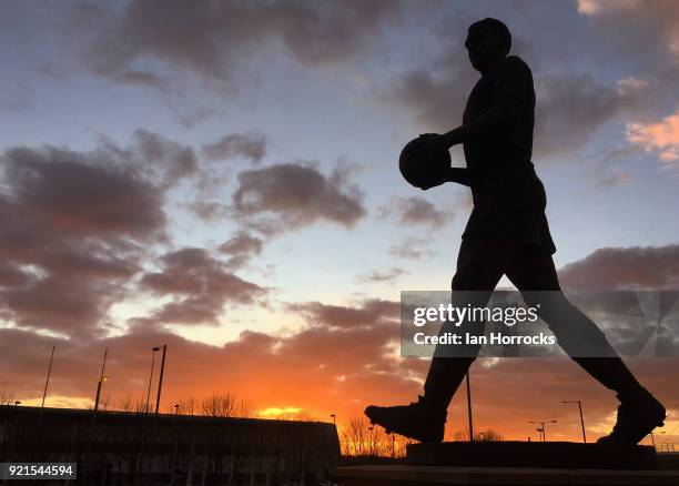 The statue of Nat Lofthouse with a setting sun in the background before the Sky Bet Championship match between Bolton Wanderers and Sunderland at...