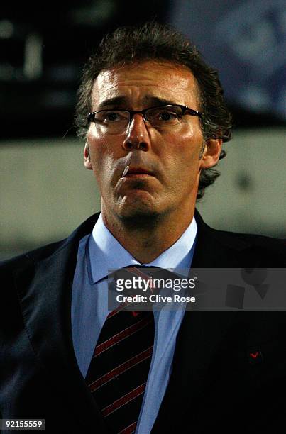 Laurent Blanc of Bordeaux looks on prior to the UEFA Champions League Group A match between Bordeaux and FC Bayern Muenchen at the Stade...