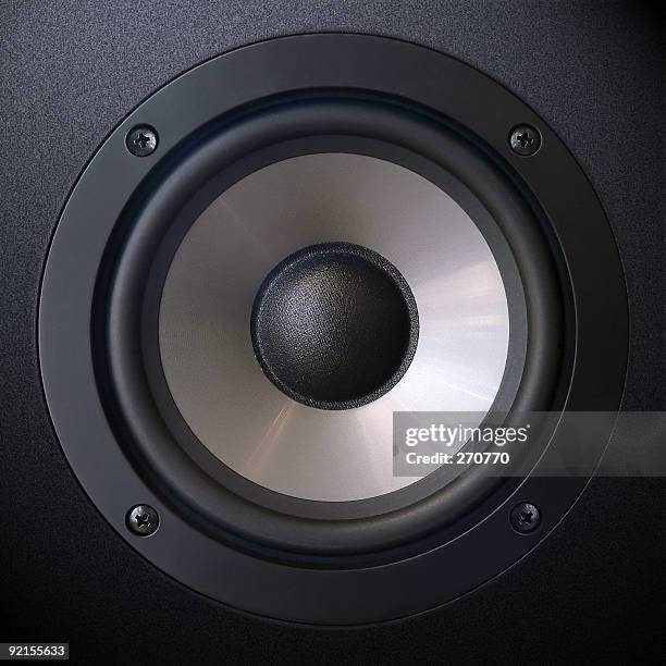 hi-fi-stereo-lautsprecher-woofer laut - audiogerät stock-fotos und bilder