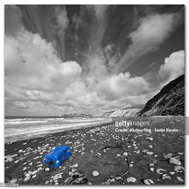rise above plastics - s0ulsurfing stock pictures, royalty-free photos & images