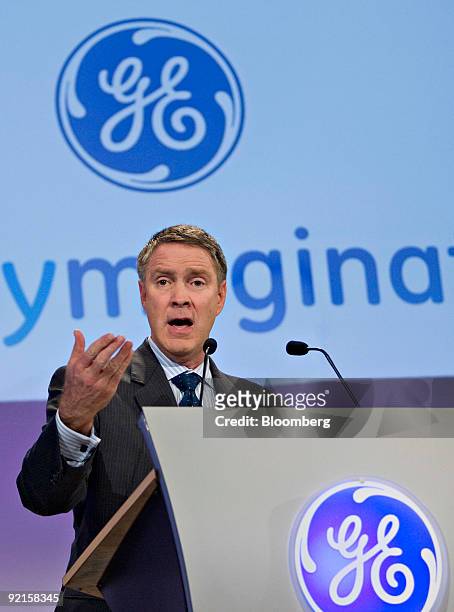Bill Frist, former U.S. Senate Majority Leader, speaks during a General Electric Co. News conference in New York, U.S., on Wednesday, Oct. 21, 2009....