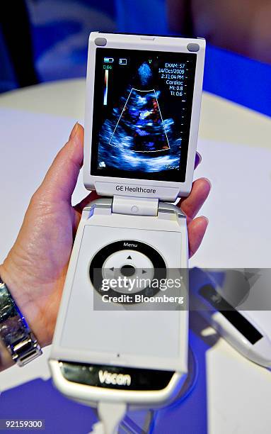Vscan Computer 12 Ge Healthcare Vscan Stock Photos, High-Res Pictures, and Images ...
